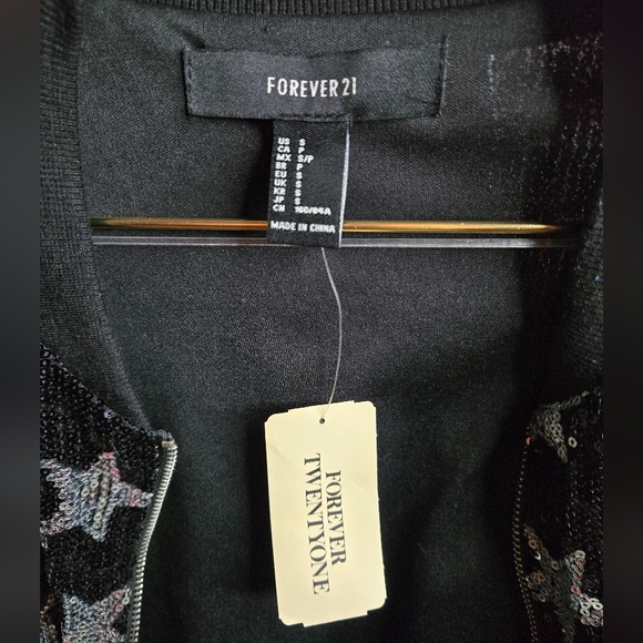 Forever 21 sequined jacket black with silver stars Small - Picture 3 of 3
